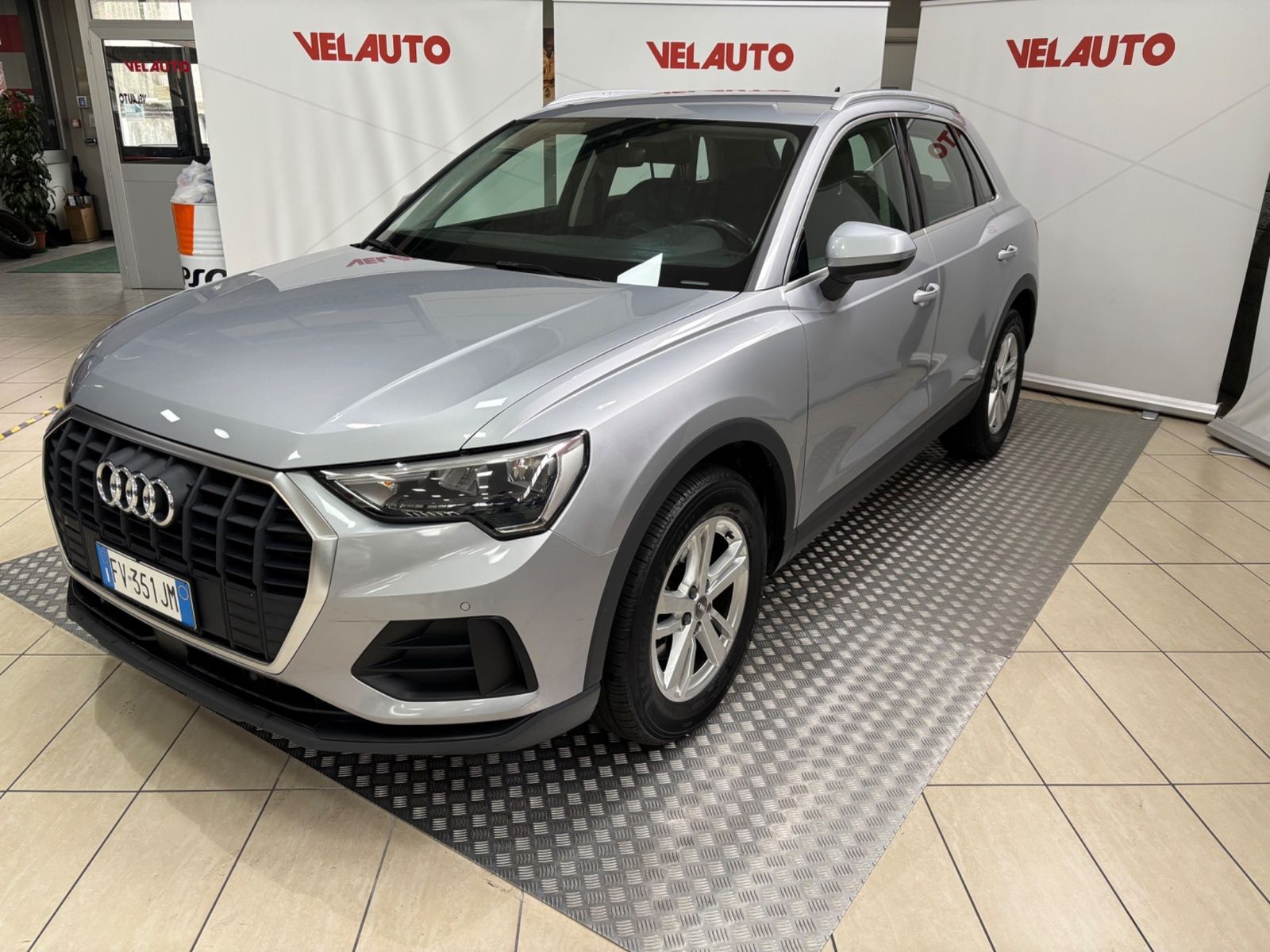 AUDI Audi Q3 35 TDI S tronic Business