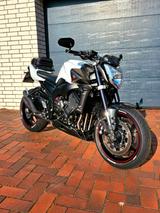 Yamaha FZ1 n mit ABS 2012 Carbon Hurric Rizoma - YAMAHA WEIß R1