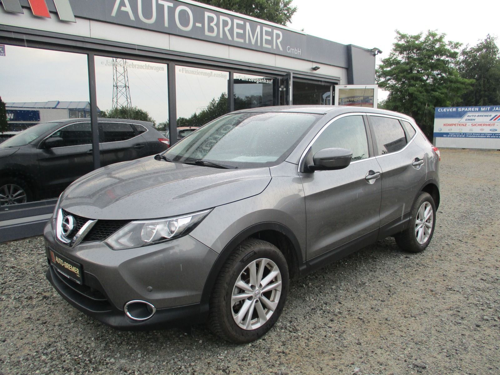 Fahrzeugabbildung Nissan Qashqai 1,2 DIG-T X-tronic Acenta Navi