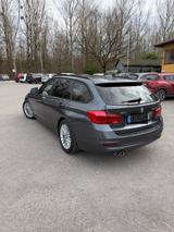 BMW 330 335d xDrive Touring Luxury Line Automat.... - gebrauchte BMW 330 aus dem Jahr 2016
