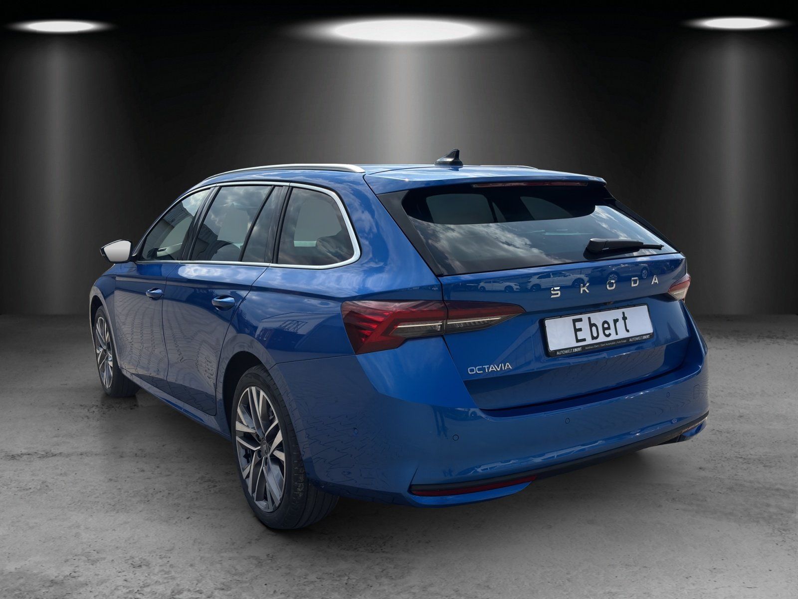 Fahrzeugabbildung SKODA Octavia Combi Balance 1,5 TSI mHEV 110 kW DSG