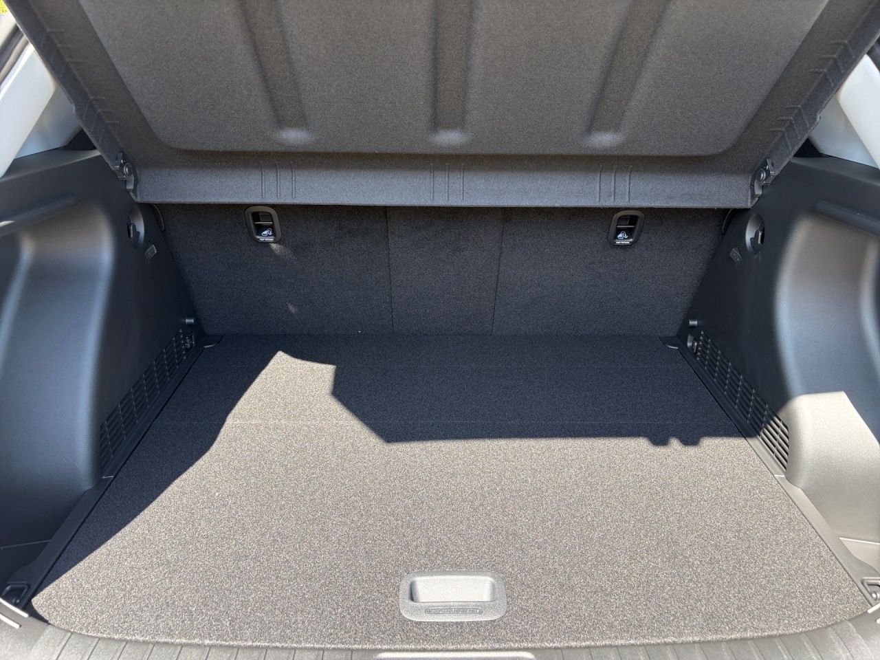 Fahrzeugabbildung Hyundai KONA TREND 2xKlima 360 ACC AUT Akustikglas Kam.