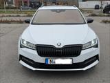 Skoda Superb Combi Sportline 2.0 TDI 4x4 DSG (neue HU) - Skoda Superb Gebrauchtwagen in Nürnberg