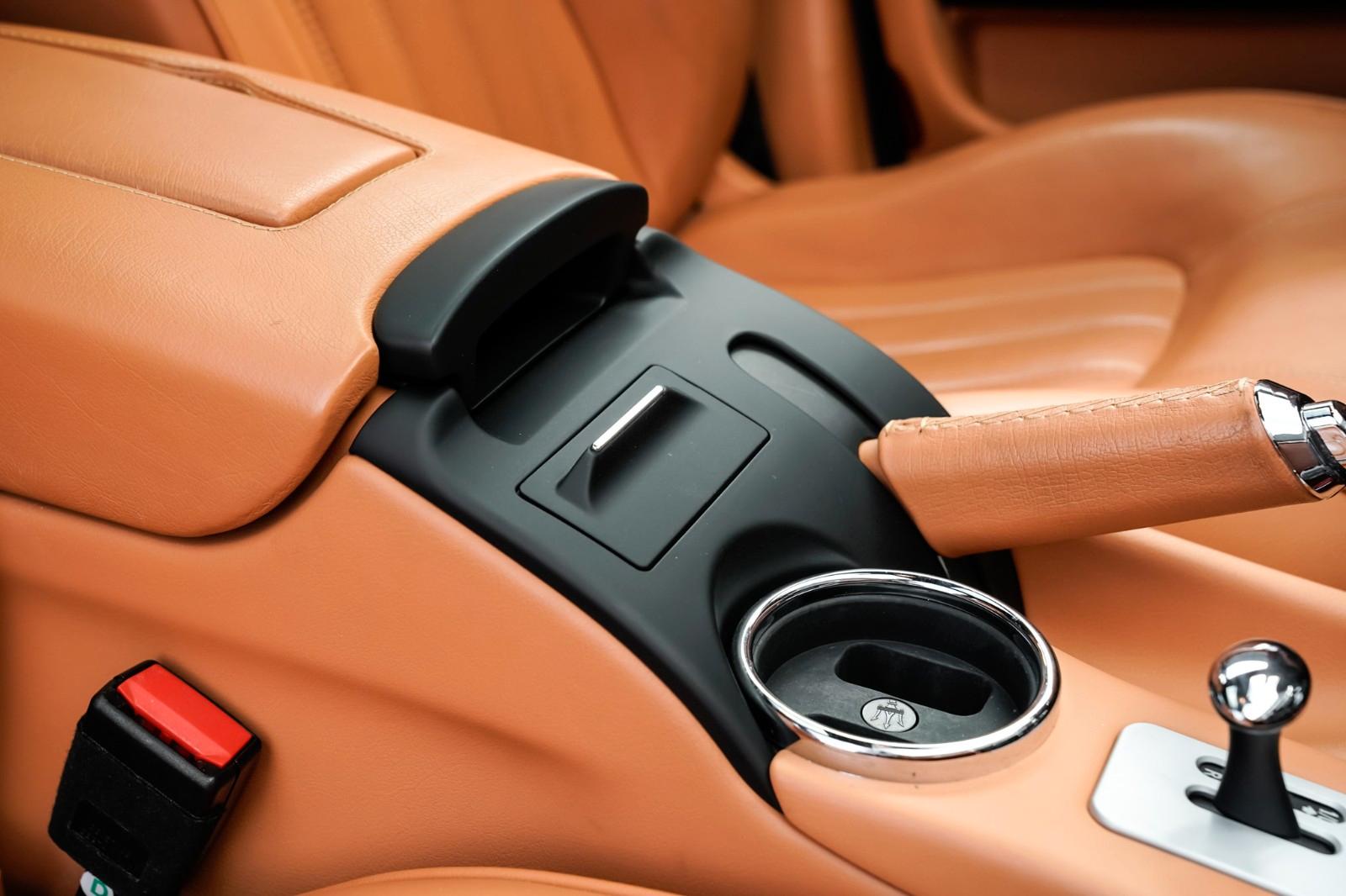 MASERATI QUATTROPORTE 4.2 V8 400ch BVA - CUIR - BOSE - SUSPENSION SKYHOOK - GPS - SIÈGES CHAUFFANTS