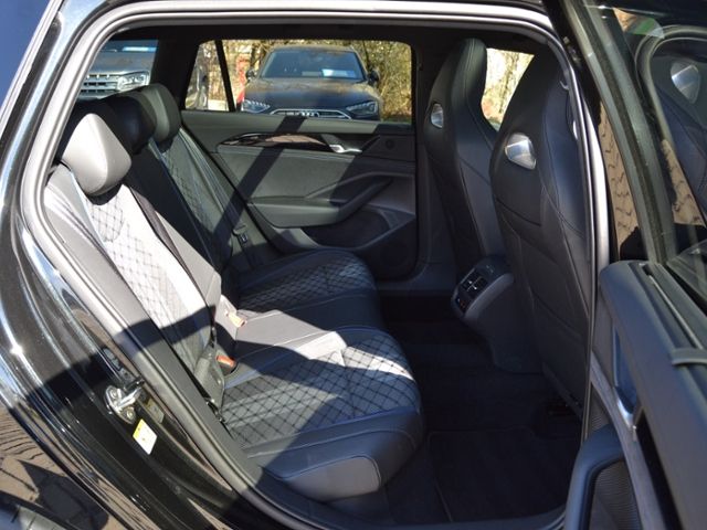 Passat Variant 2.0 TDI DSG R-Line VOLL/BLACK-STY