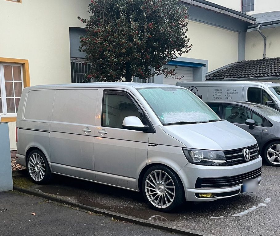 Image of Volkswagen T6 Transporter