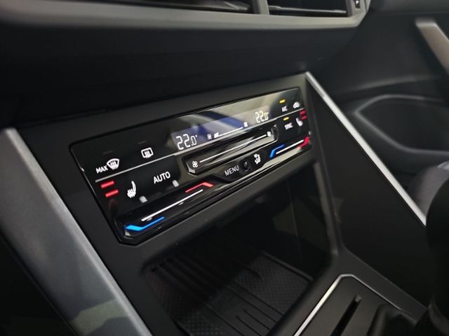Fahrzeugabbildung Volkswagen Taigo Goal LED ACC KLIMA LM+GJR PDC SHZ