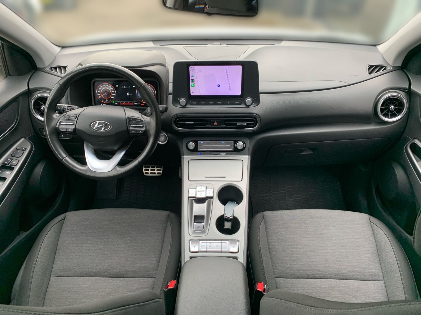Fahrzeugabbildung Hyundai Kona Select Elektro 11 kW OBC Sitzheizung