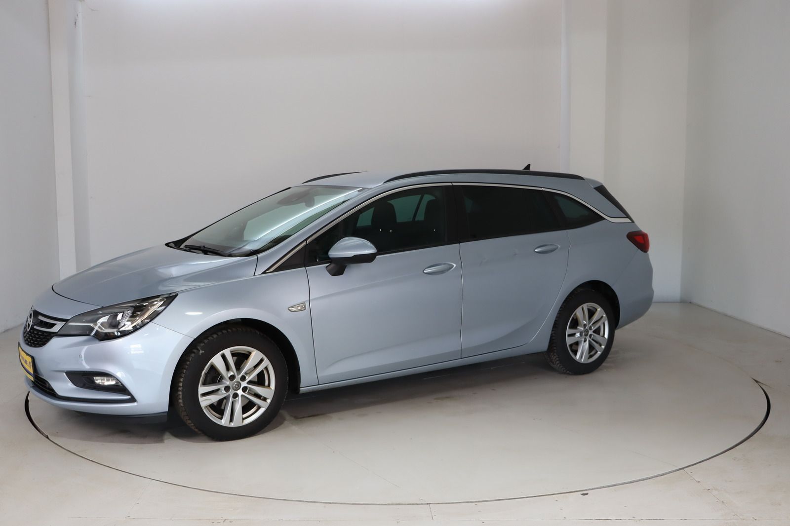 Fahrzeugabbildung Opel Astra K Sports Tourer Active