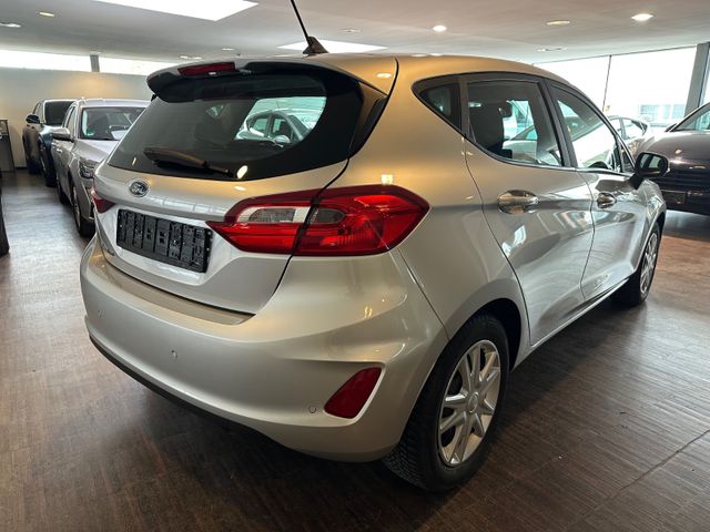 Fahrzeugabbildung Ford Fiesta Cool & Connect*NAVI*SHZ*CarPlay*TEMPOMAT