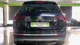 Volkswagen Tiguan 2.0 TSI Highline 4Motion*Panoram*RFK*Navi - Volkswagen in Kassel