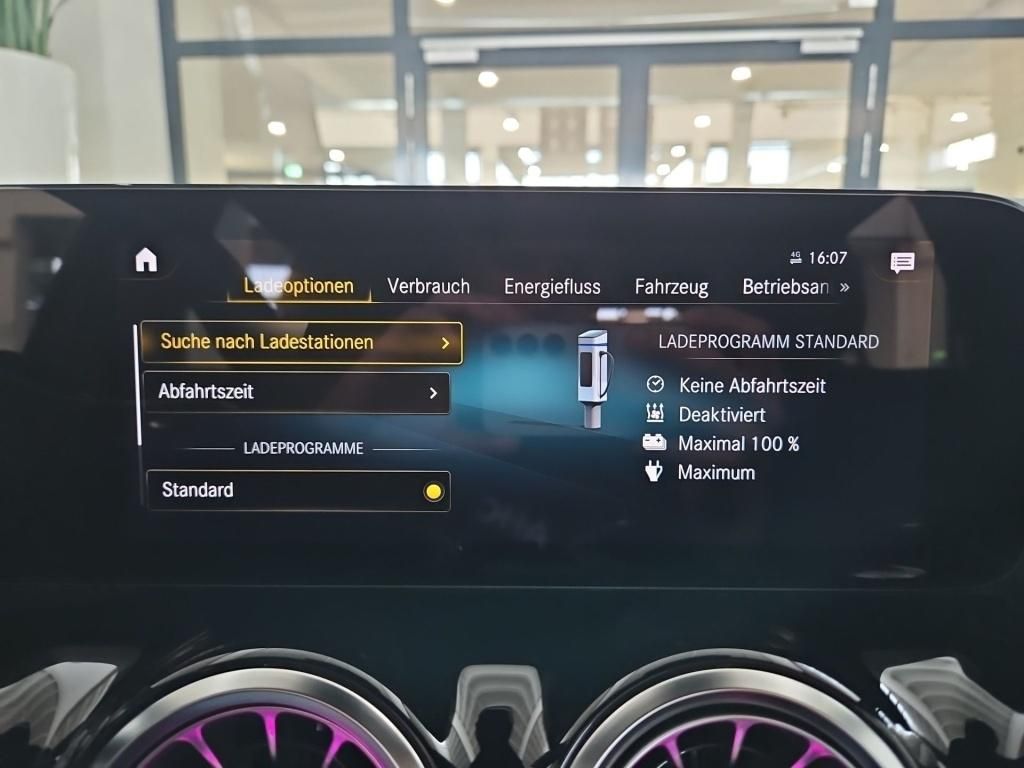 Fahrzeugabbildung Mercedes-Benz EQA 250 AMG Totwi. Navi LED SHZ Ambie. Sport DAB