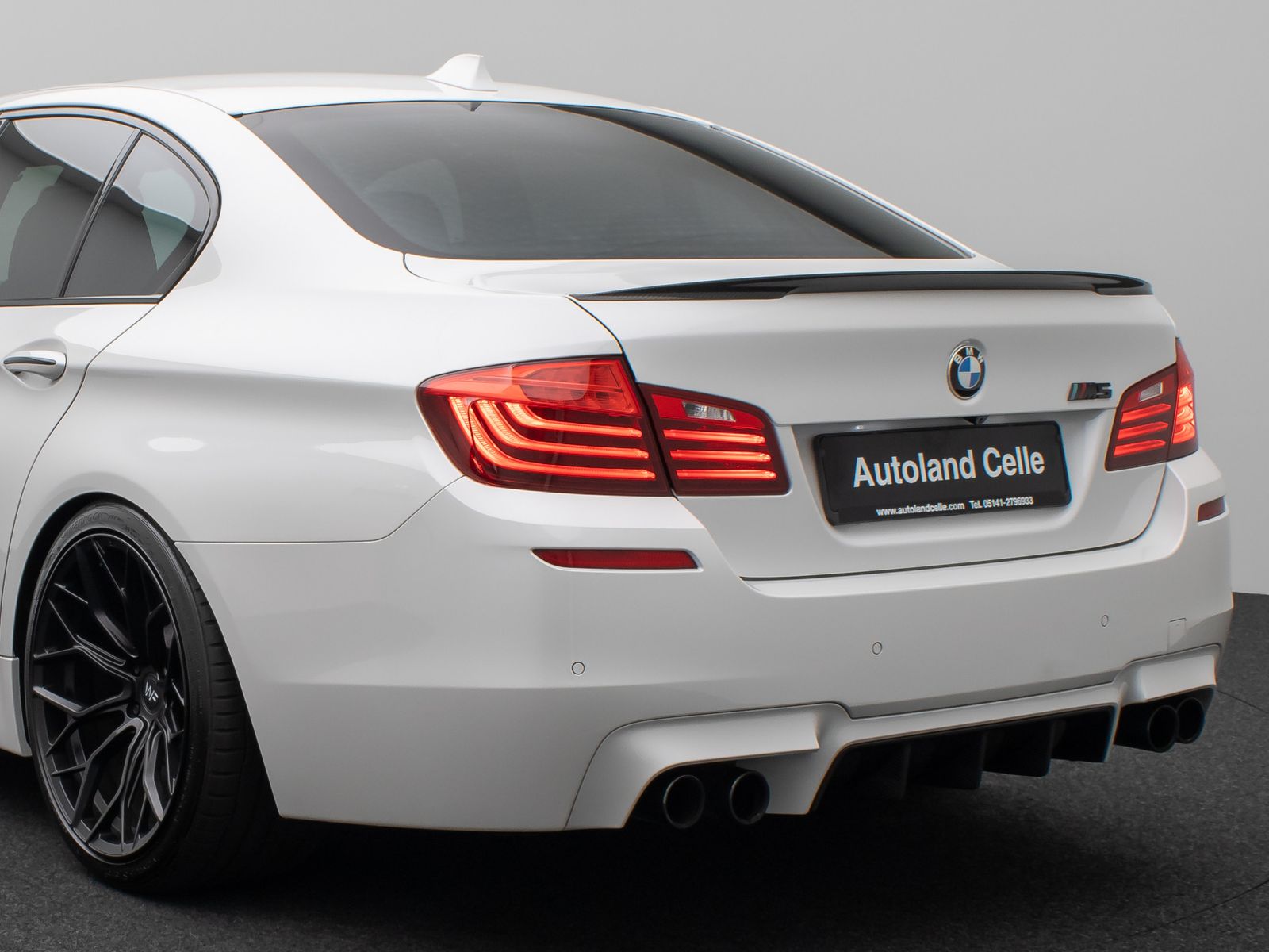 Fahrzeugabbildung BMW M5 Competition Edition 1/200 360°HUD B&O SoftCl