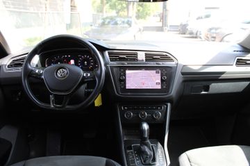 Volkswagen Tiguan - 9