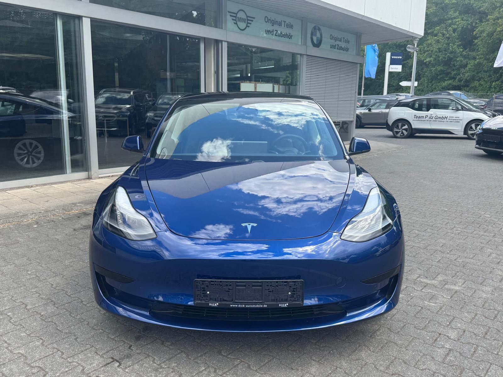 Fahrzeugabbildung Tesla Model 3 RWD PANO+LED+NAVI+SHZ+KAMERA+ACC+WP