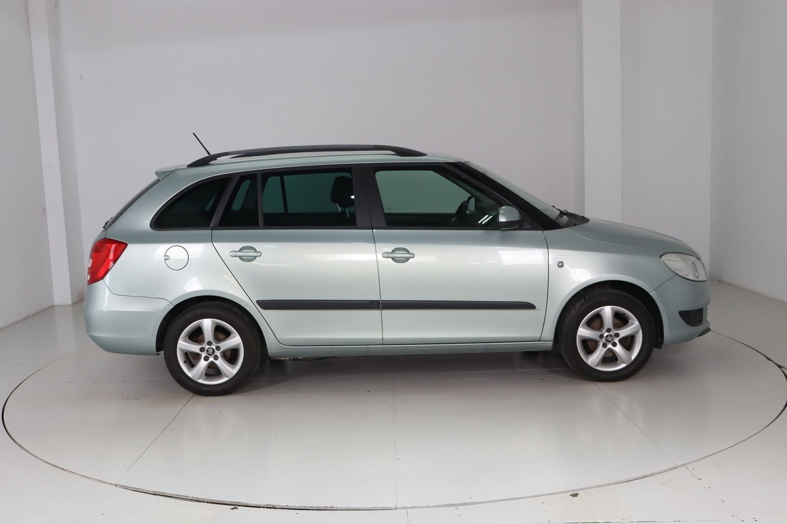 Fahrzeugabbildung SKODA Fabia Combi 1.2 TSI Ambition * HU/AU neu * Fami