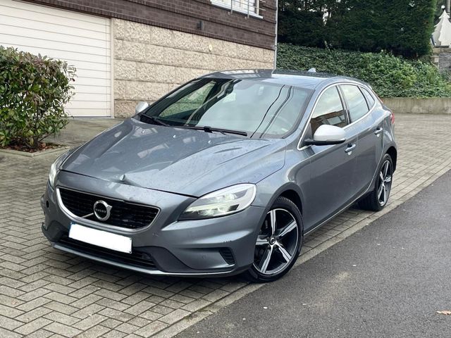 Volvo V40 R-Design