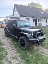 Jeep Wrangler 2.8l CRD Unlimited Sahara Automatik... - Jeep Wrangler: Schwarz