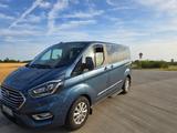 Ford Tourneo Custom Plug-in-Hybrid (PHEV)   - Ford Tourneo Custom mit Hybrid-Antrieb: Automatik