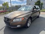 Volvo V70 Kombi 2.0l D4 Scheckheft Leder Schiebedach - Volvo V70 mit Diesel-Antrieb: 2.4