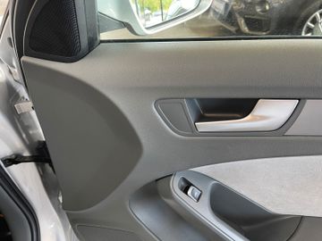 Audi A4 Lim. Ambiente *Xenon*Navi*Standheizung*