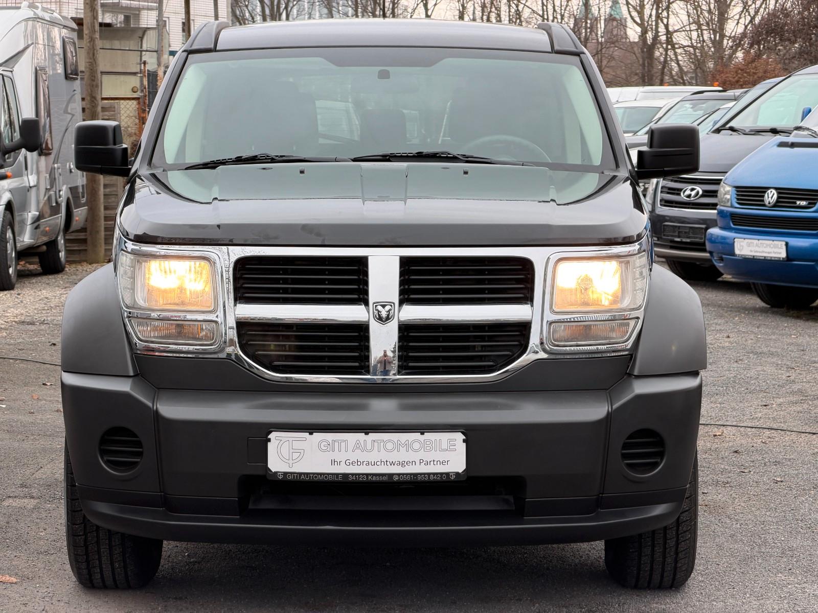 Dodge Nitro 2.8 177ch - Attelage - Pneus hiver - Barre de toit - Jantes aliage