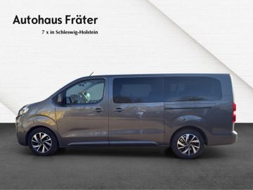 Fotografie des Citroën SpaceTourer elektrische Türen Xenon Kamera