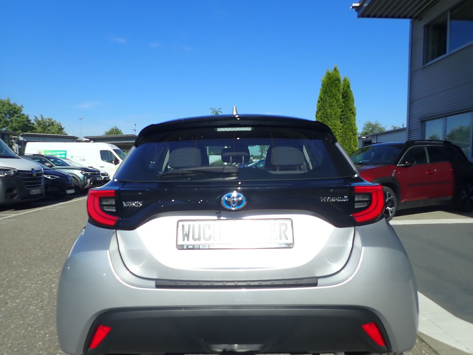 Fahrzeugabbildung Toyota Yaris Hybrid 1.5 Team Deutschland