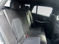 BMW 330 - Vorschau Bild 12