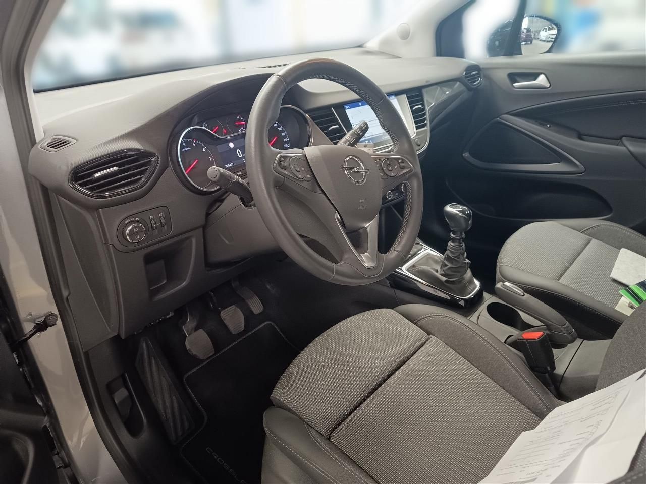 Fahrzeugabbildung Opel Crossland 1.2 Turbo 81 KW Elegance Paket