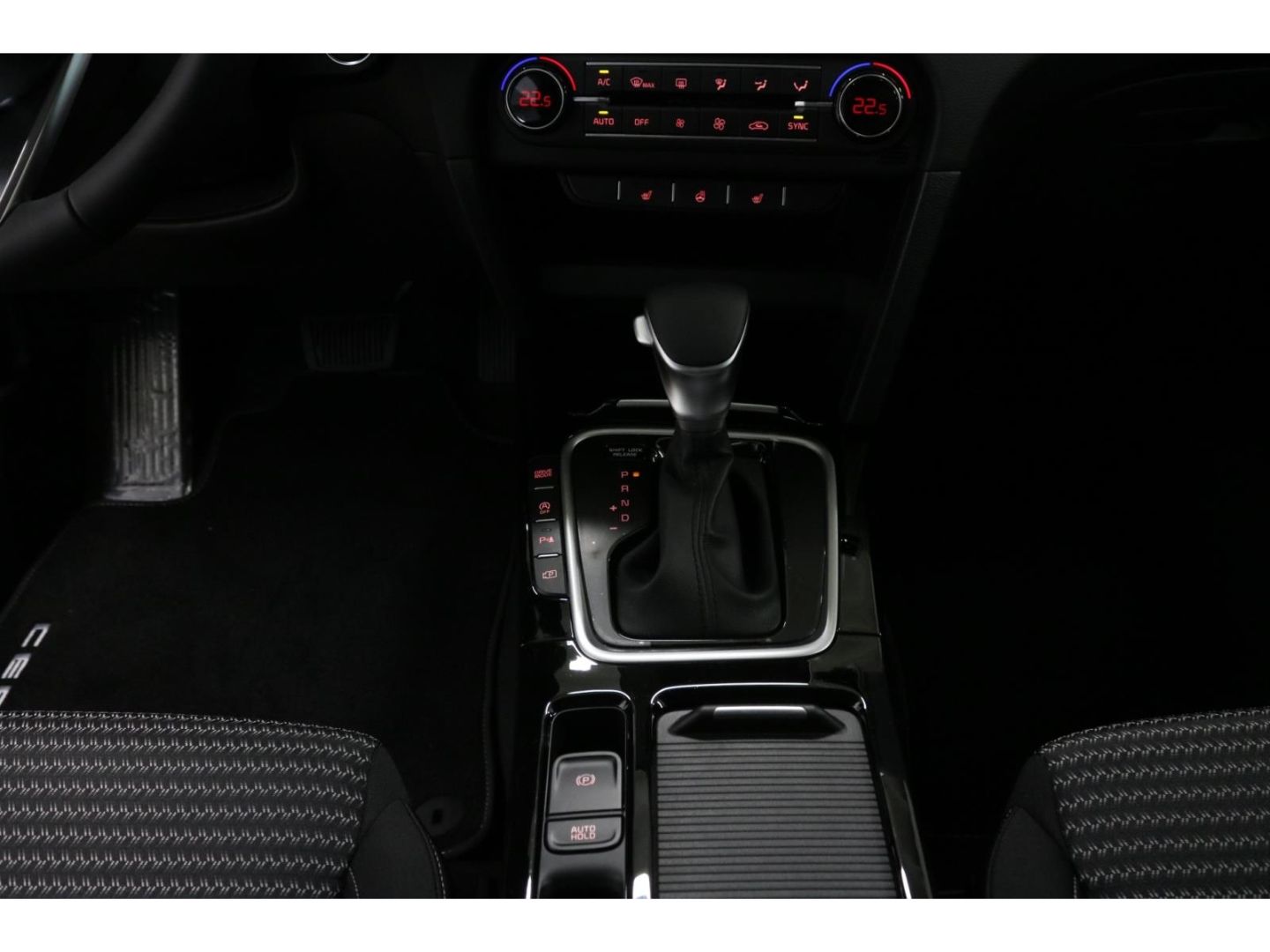 Fahrzeugabbildung Kia Ceed Ultimate 1,5 Aut. 48 V LED JBL Style Paket