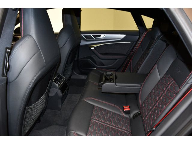 Audi RS7 - Bild 13
