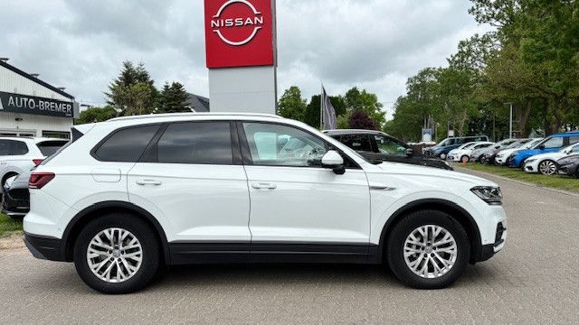 Fahrzeugabbildung Volkswagen Touareg V6/4Motion/Leder/AHK/Luftfahrwerk/4xKlim