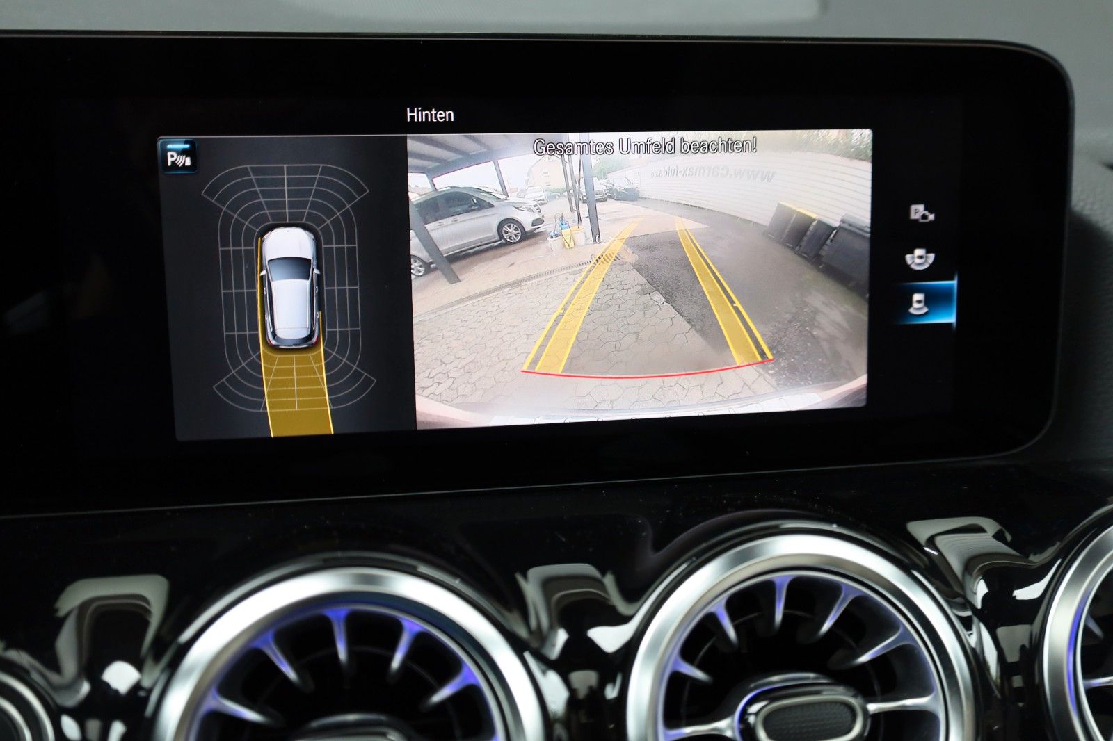 Fahrzeugabbildung Mercedes-Benz GLA 200 d Progressiv,T.Leder,Navi,LED,Kamera,SD