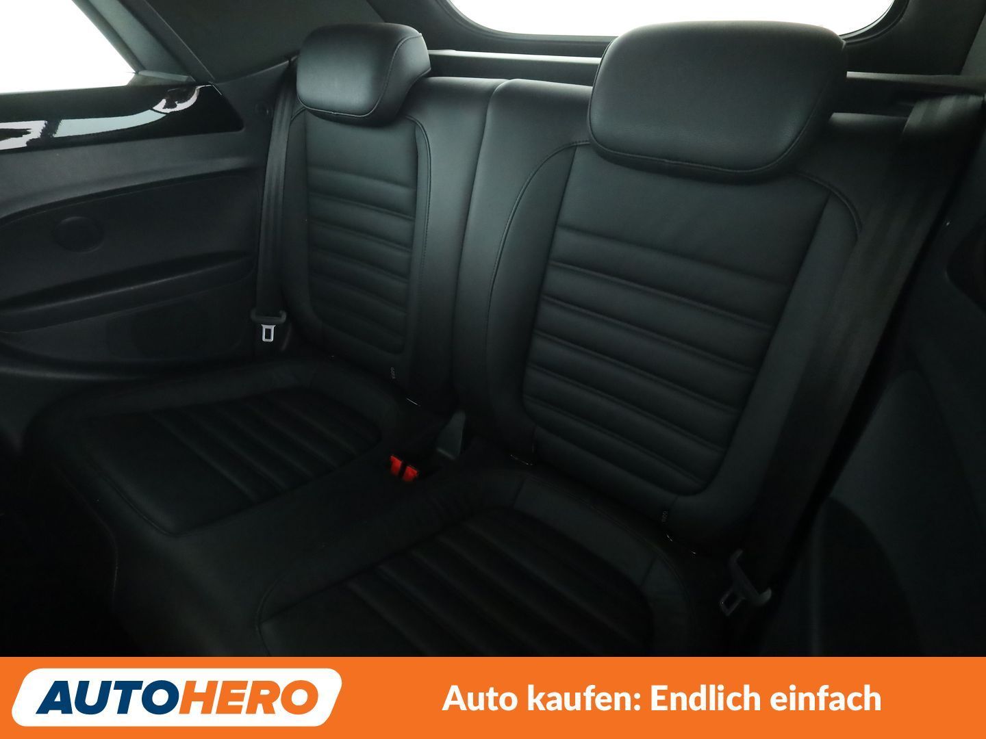 Volkswagen Beetle 1.4 TSI R-Line BMT*NAVI*XENON*PDC*SHZ* foto 13