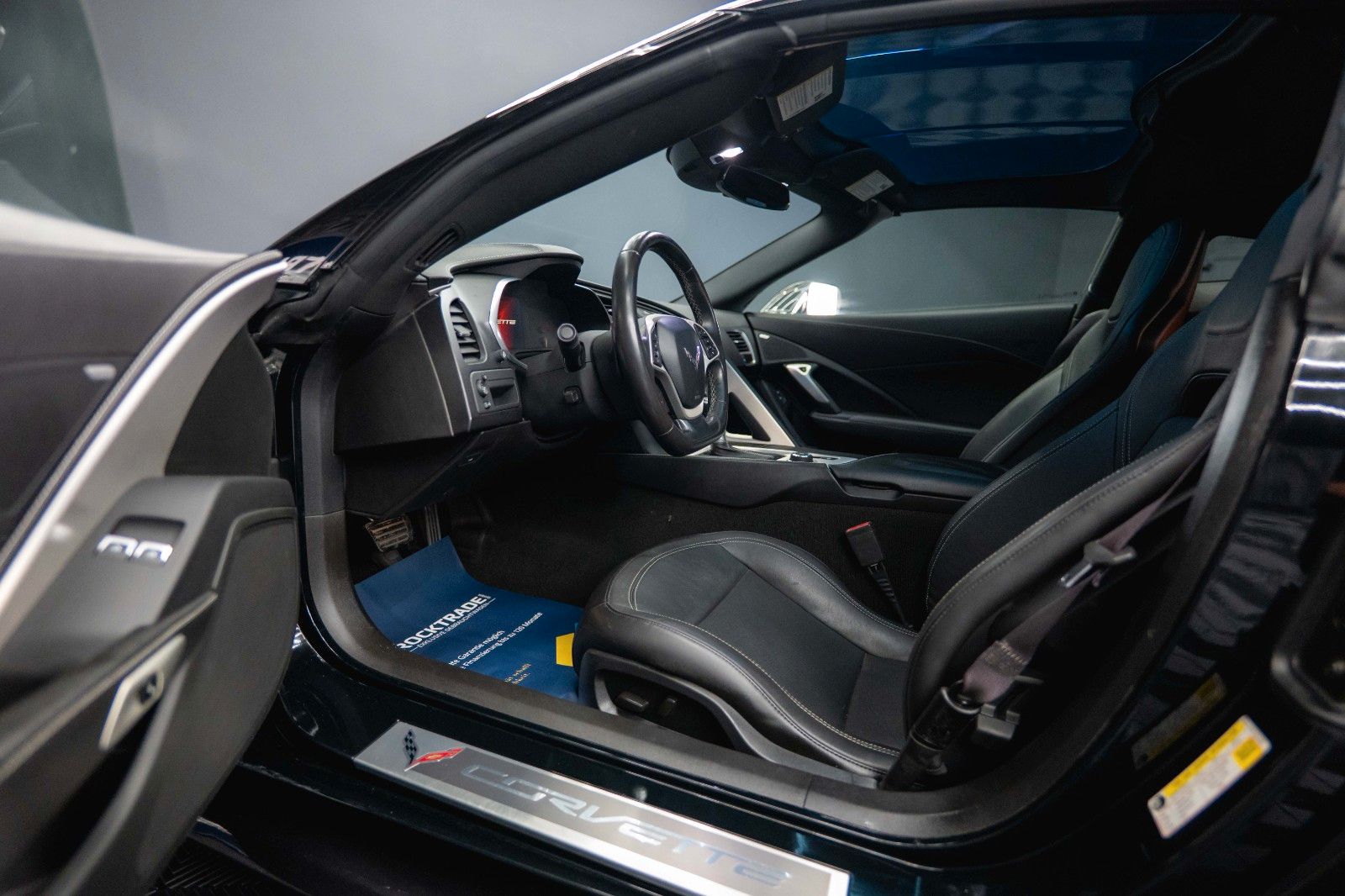 Fahrzeugabbildung Corvette C7 6.2 V8 Stingray Z06-Design Targa Performance