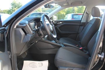 Fahrzeugabbildung Audi A1 Sportback 30 TFSI S line