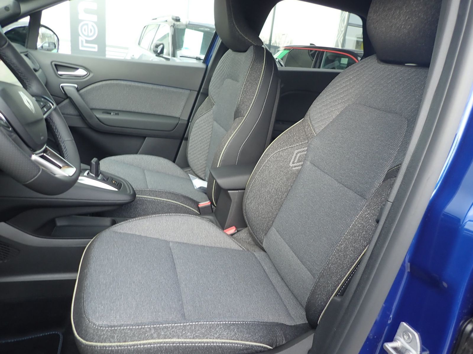 Fahrzeugabbildung Renault Symbioz KISS Full Hybrid E-Tech 160