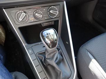 Fotografie 6 des VW Polo 1.0 TSI Life*LED*SHZ*PDC Klima