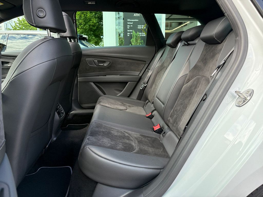 Fahrzeugabbildung SEAT Leon ST 2.0 TSI Cupra 300 4Drive