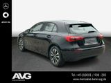 Mercedes-Benz A 160 Kompaktlimousine NAVI RDK CarPlay LED - Mercedes-Benz A 160 mit Benzin-Antrieb