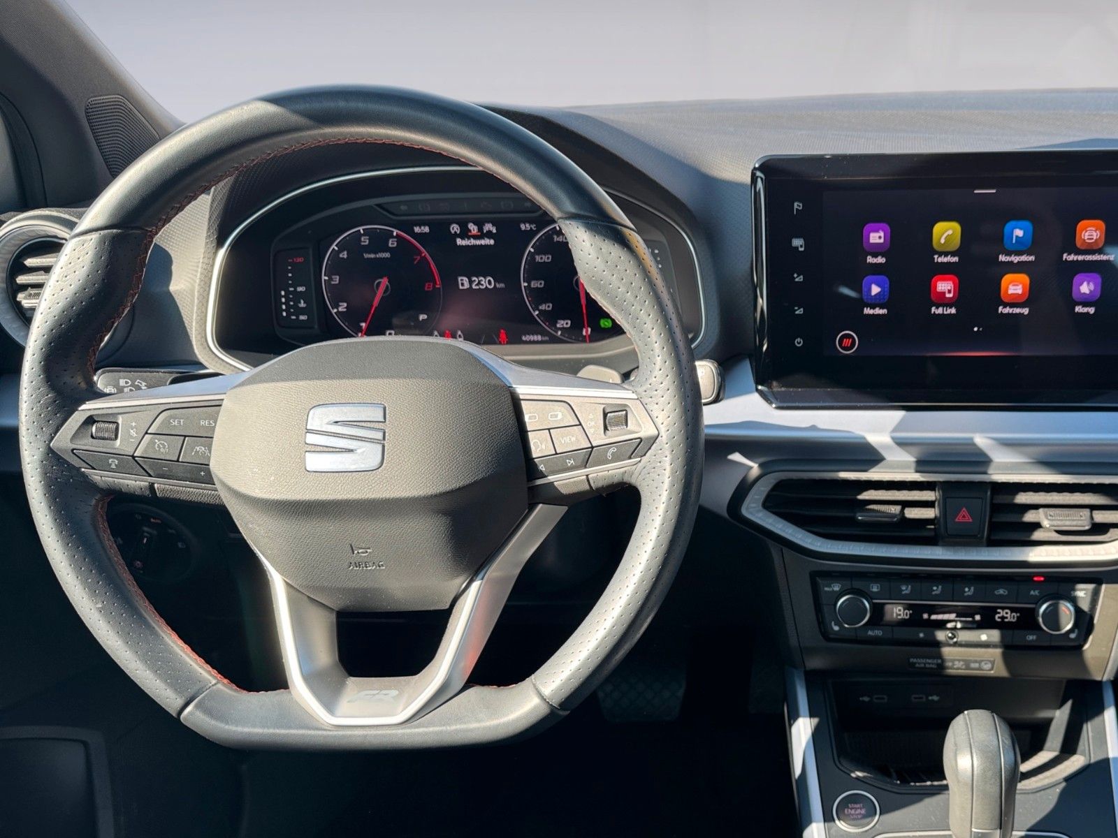 Fahrzeugabbildung SEAT Arona FR 1.5 TSI