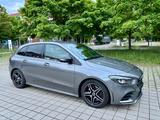 Mercedes-Benz B 250 DCT - - graue Mercedes-Benz B 250