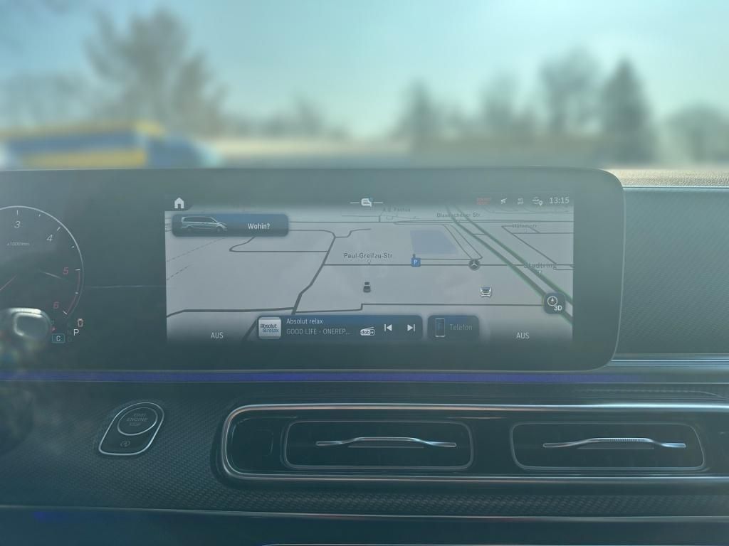 Fahrzeugabbildung Mercedes-Benz V 300 d 4MATIC STYLE Lang AIRMATIC AMG PANO STHZ