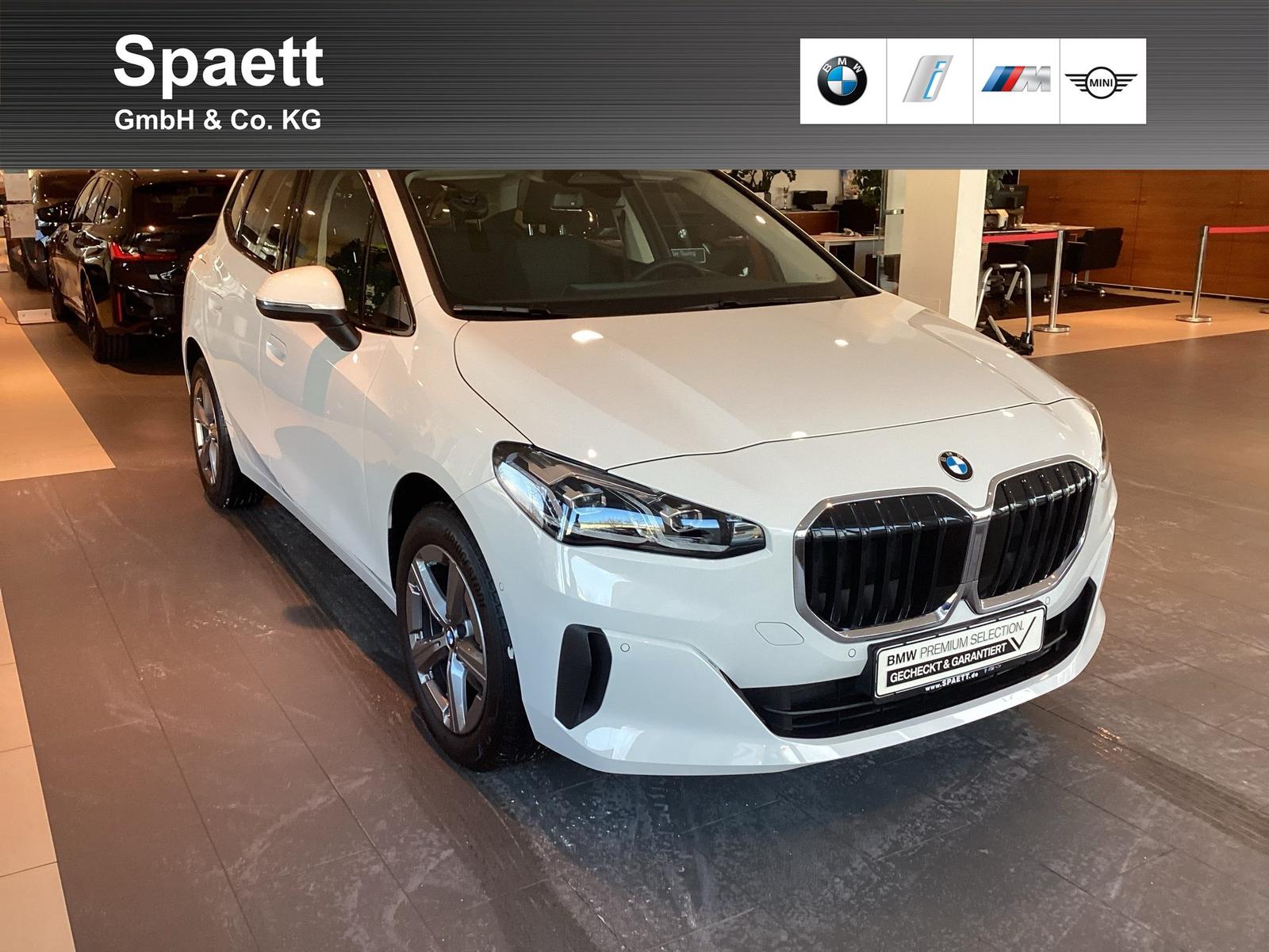 BMW 220i Active Tourer DAB LED Komfortzg. AHK Shz
