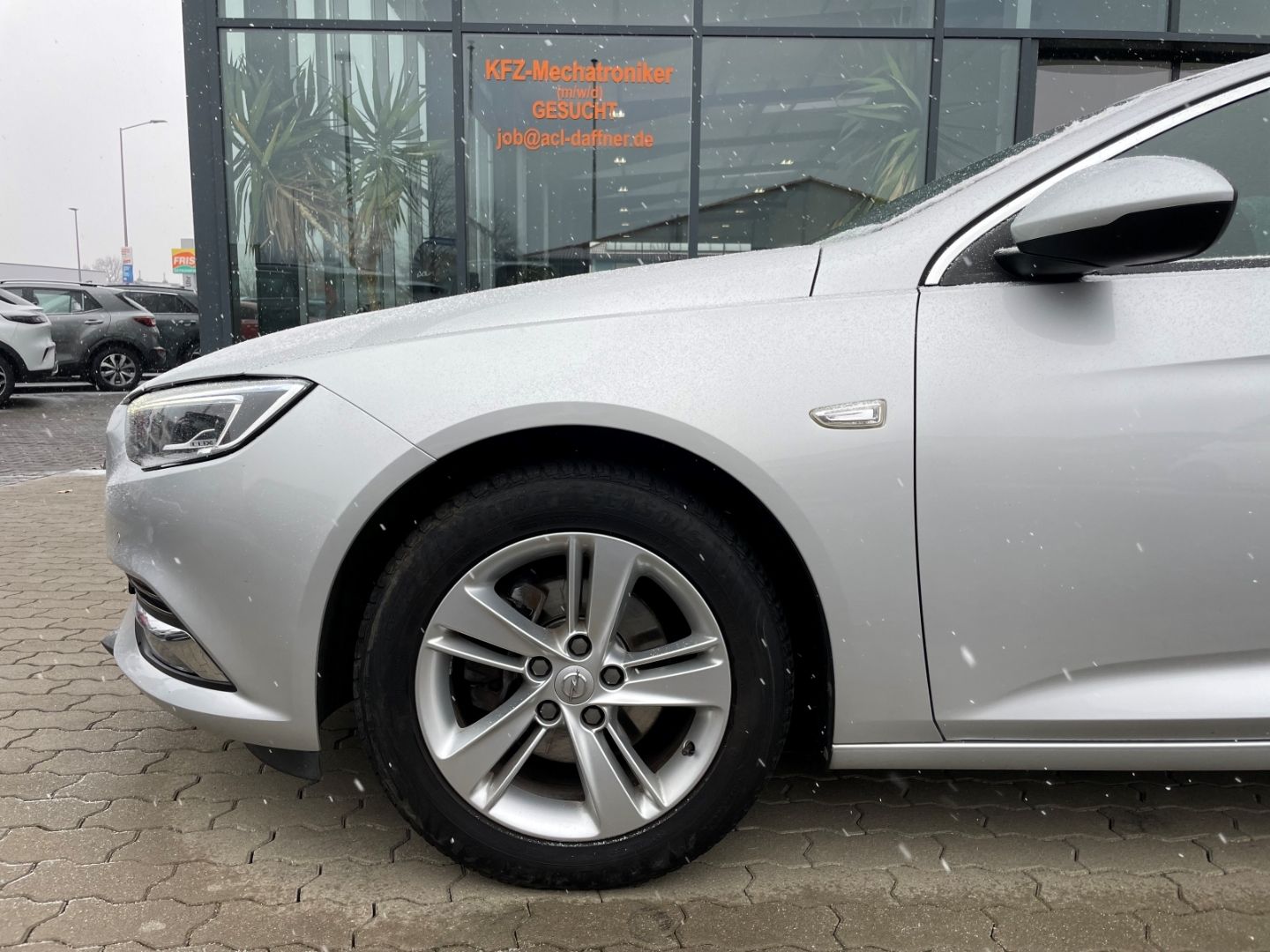 Fahrzeugabbildung Opel Insignia B Sports Tourer INNOVATION LED Navi