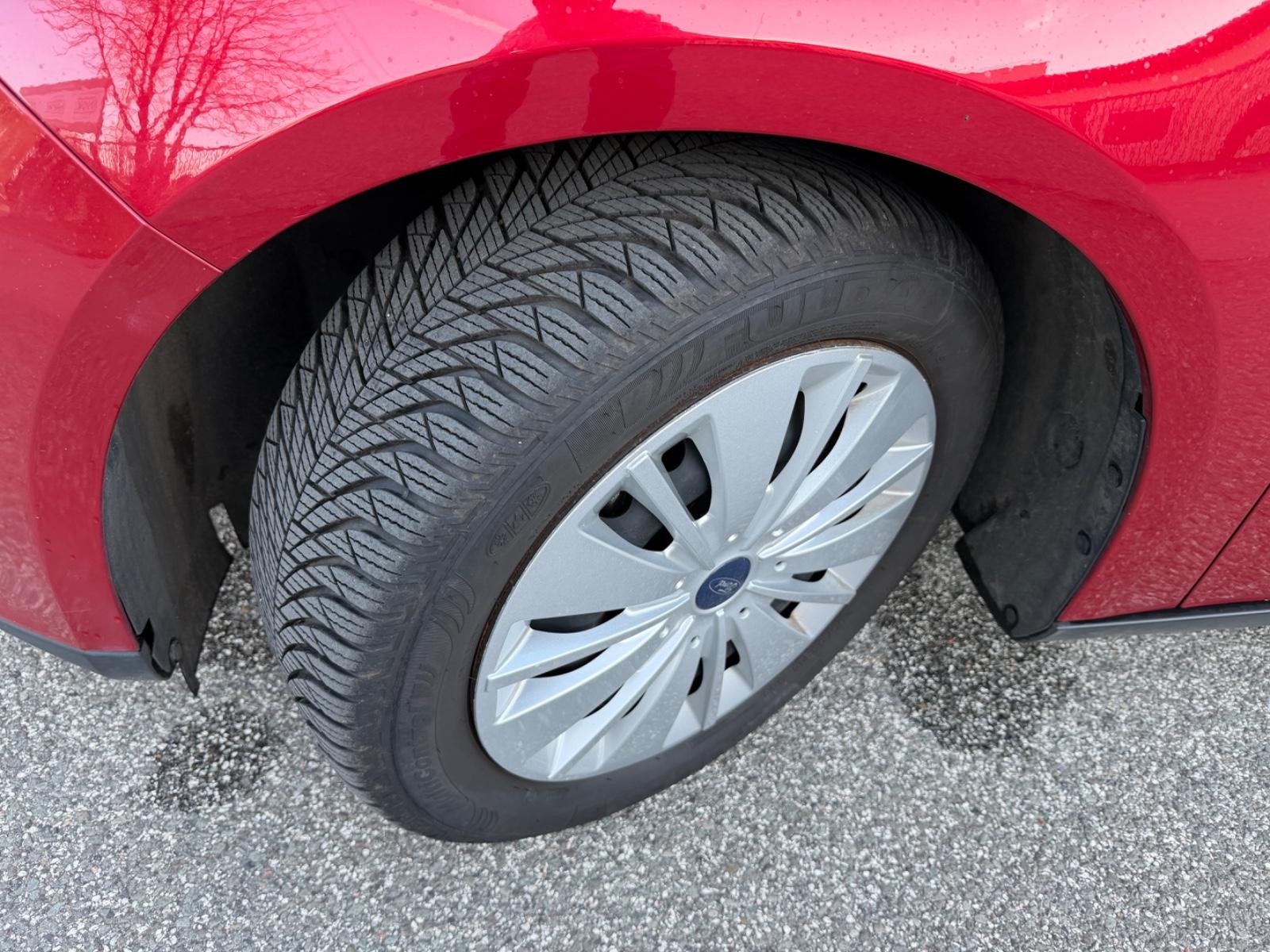 Ford Focus 2015 — photo 5