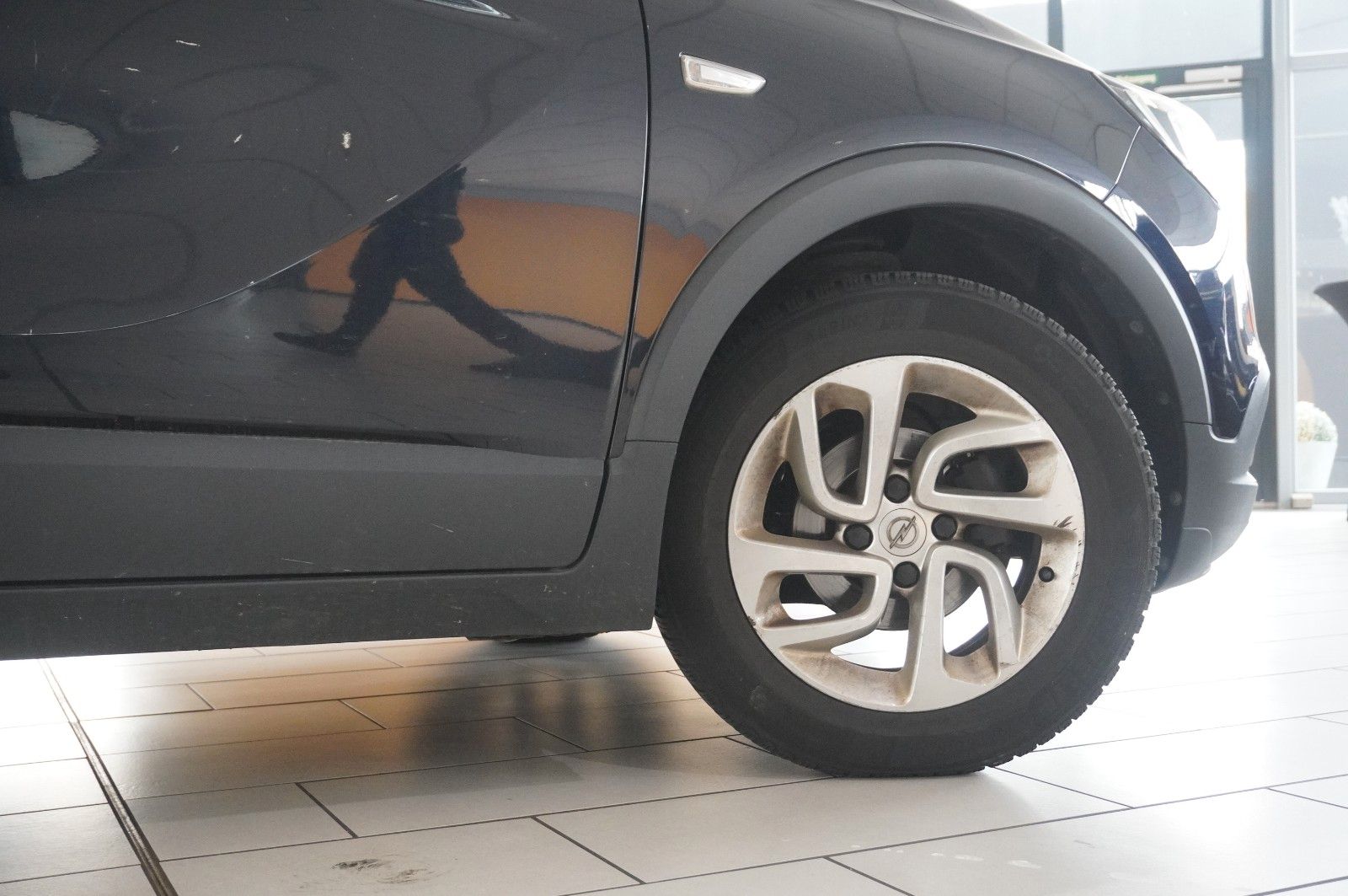 Fahrzeugabbildung Opel Crossland X 1.2 NAVI/LED/SHZ/LHZ/ALU/TEMPOMAT