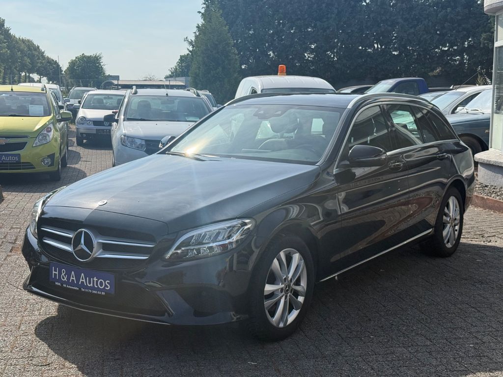 Image of Mercedes-Benz C 220