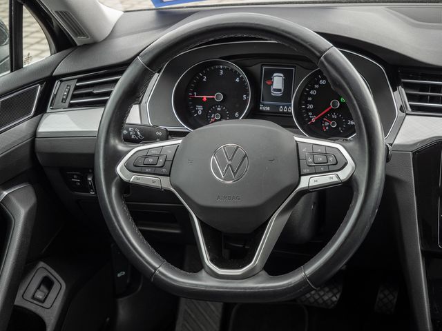 Passat Variant 2.0 TDI Business SHZ NAVI ACC LED